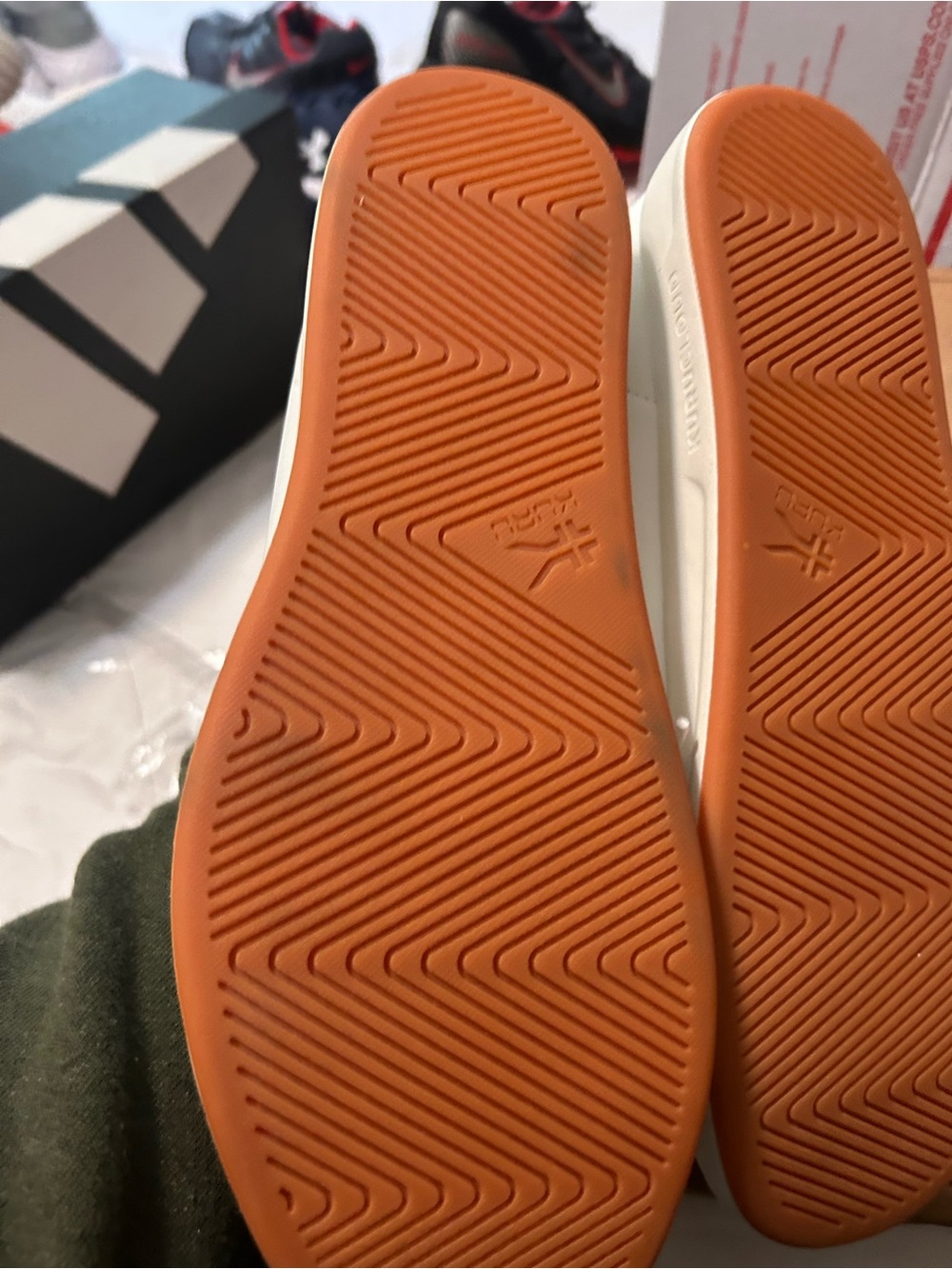 ROAM Men's Sneakers with Orange Outsoles